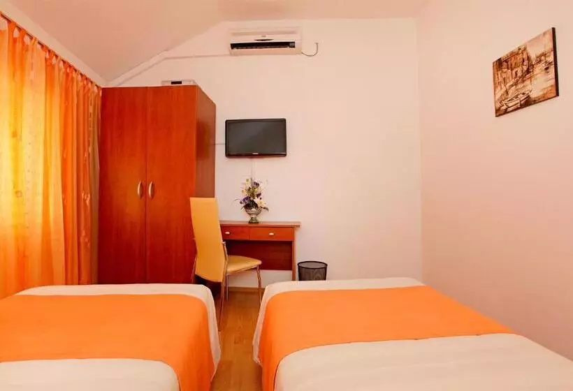 Majatalo Guest House Kod Peskarije