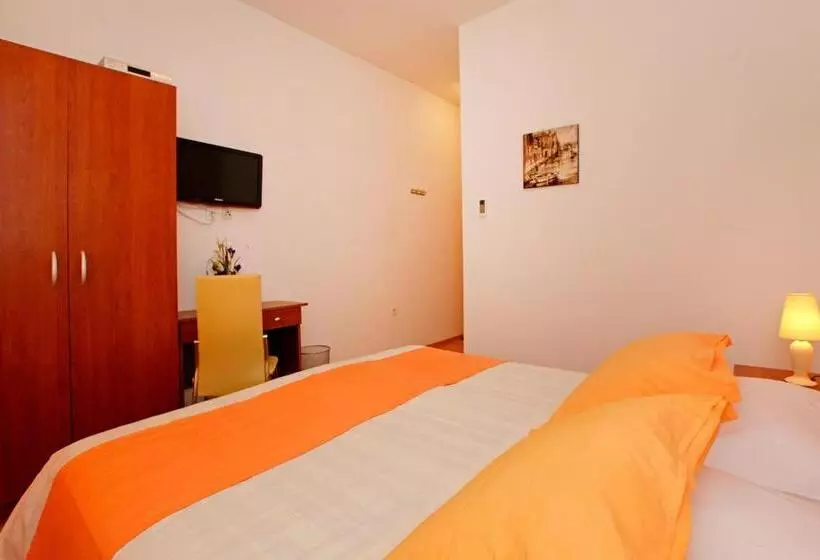 Majatalo Guest House Kod Peskarije