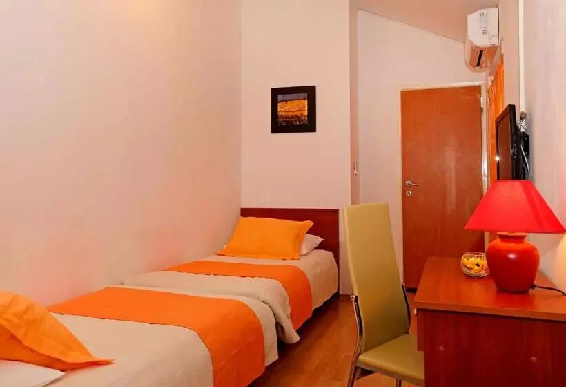 Majatalo Guest House Kod Peskarije