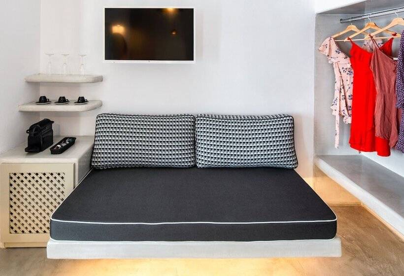 Pensión Kaleidoscope Oia Suites