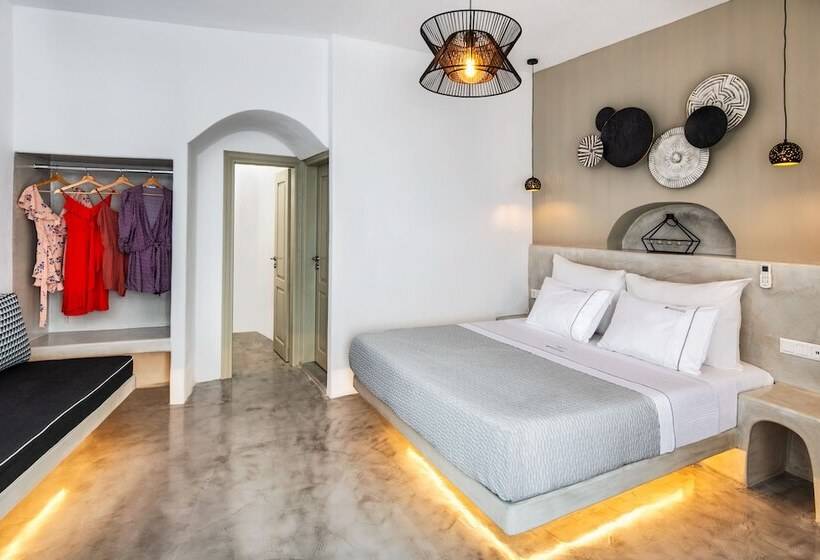 Pensión Kaleidoscope Oia Suites