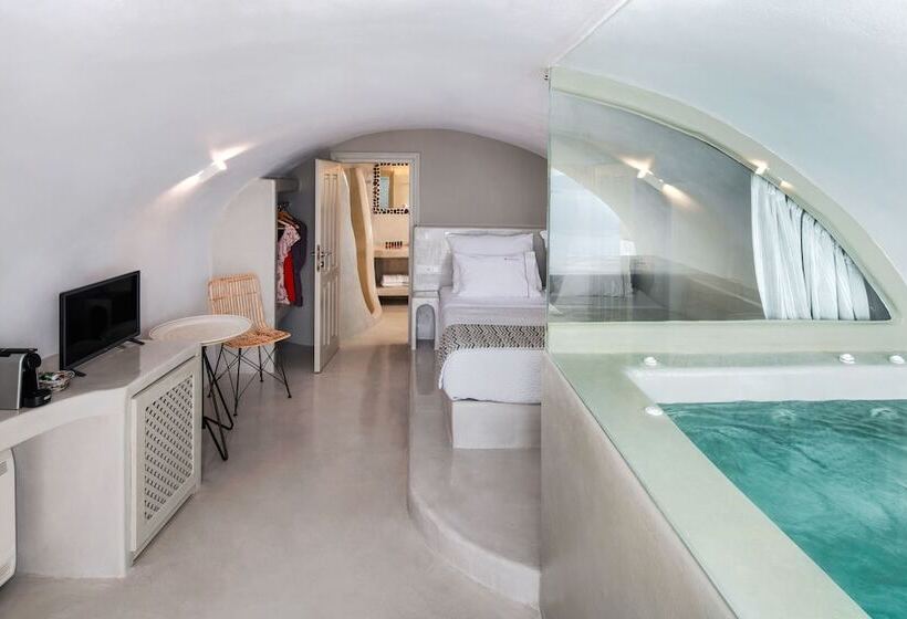 Pensión Kaleidoscope Oia Suites