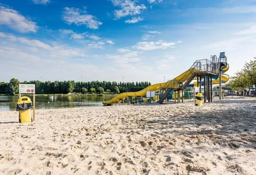 Lomakeskus Holiday Park Klein Strand