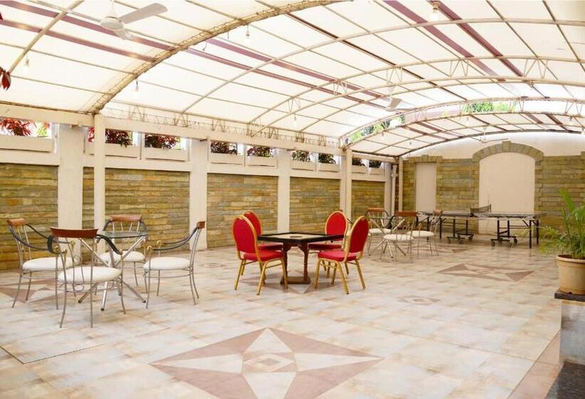 Beautiful Hotel In Lonavala