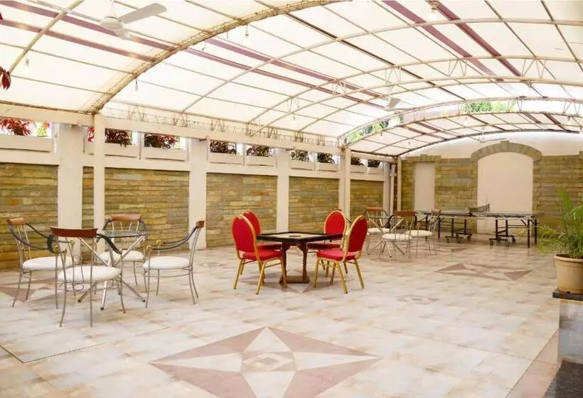 Beautiful Hotel In Lonavala