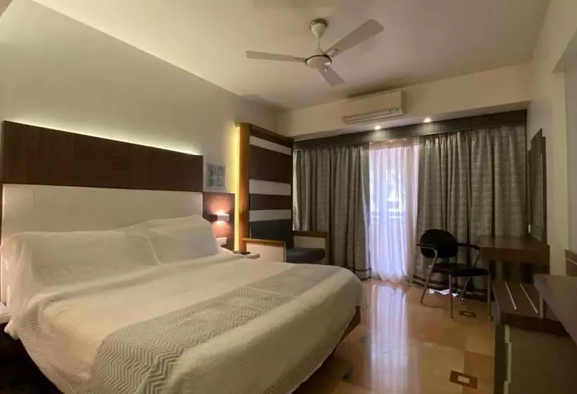 Beautiful Hotel In Lonavala