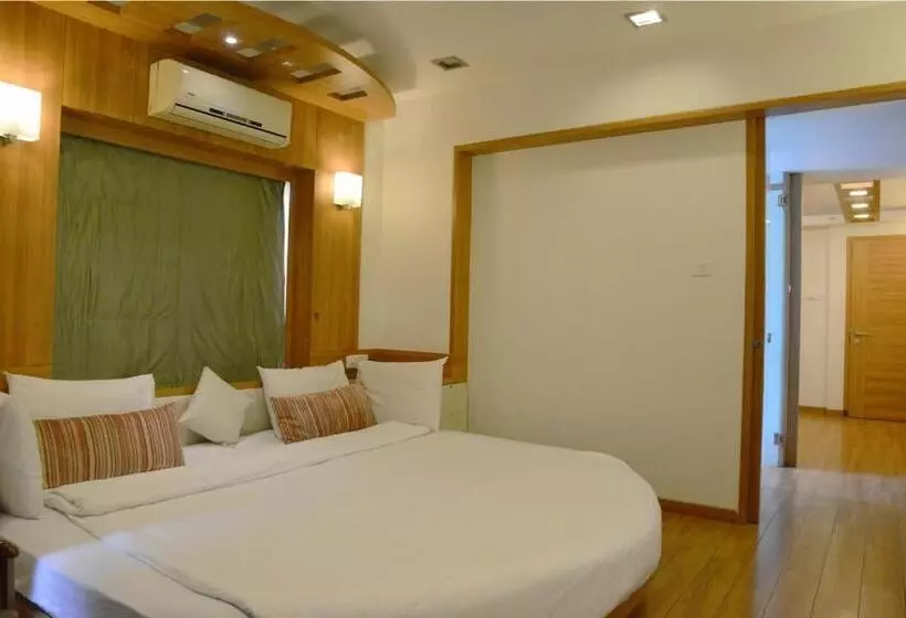 Beautiful Hotel In Lonavala
