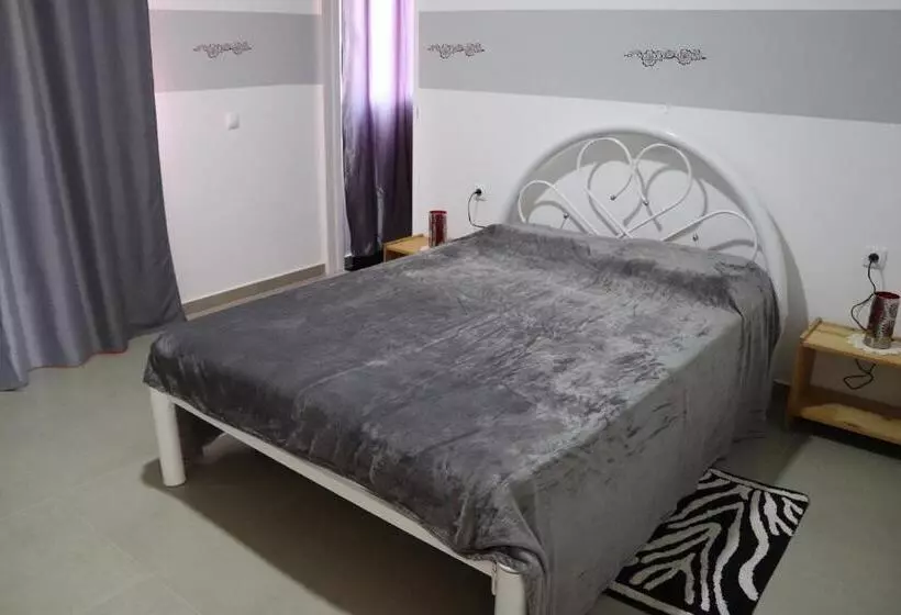 تختخواب و صبحانه Lafayette Alojamentos