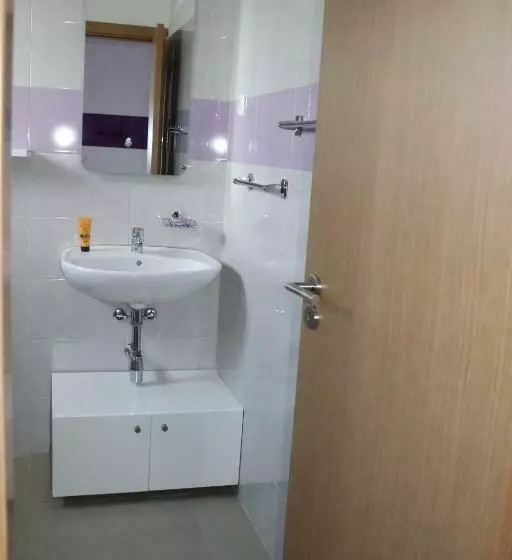 تختخواب و صبحانه Lafayette Alojamentos