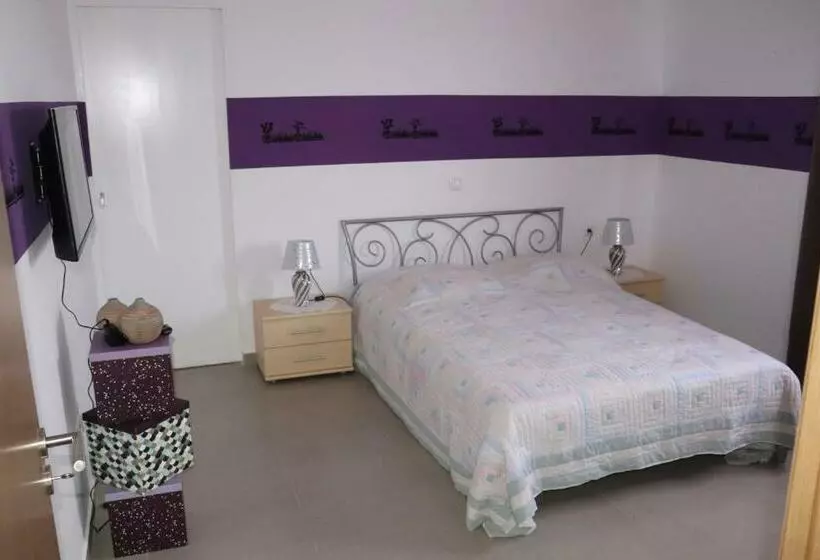 تختخواب و صبحانه Lafayette Alojamentos