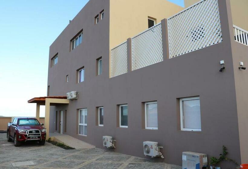 مبيت وإفطار Lafayette Alojamentos