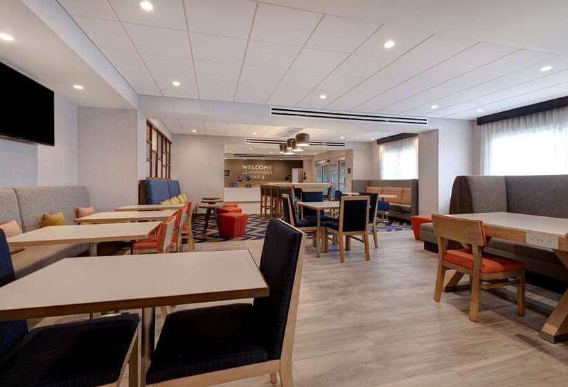 فندق Hampton Inn Crown Point