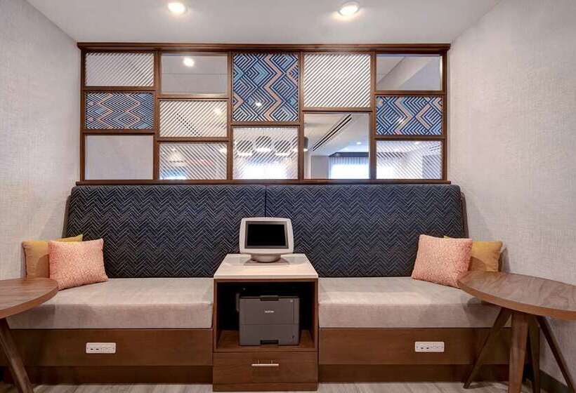 فندق Hampton Inn Crown Point