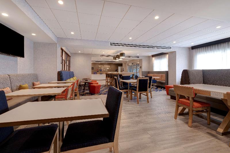 فندق Hampton Inn Crown Point