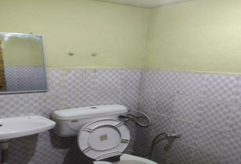 Hôtel Oyo 80840  Chandrodaya