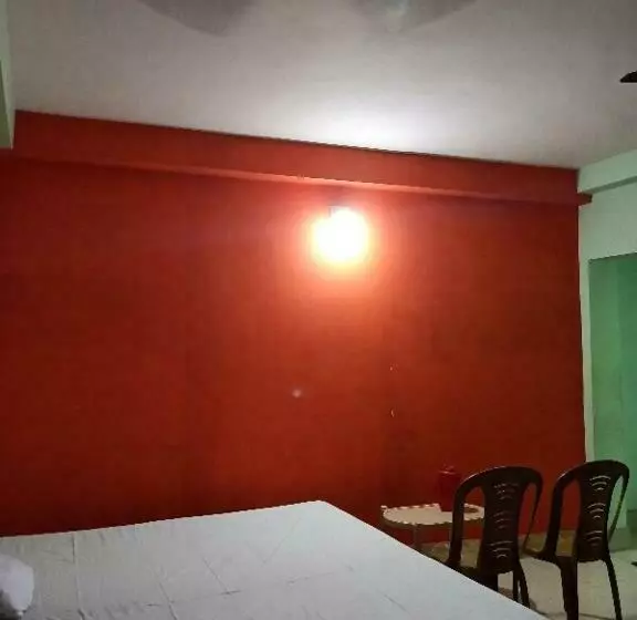 ホテル Spot On 80632 Nilachal Niwas