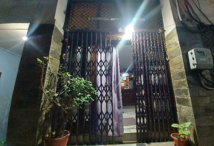 בית מלון כפרי Spot On 80848 Mandakini Guest House