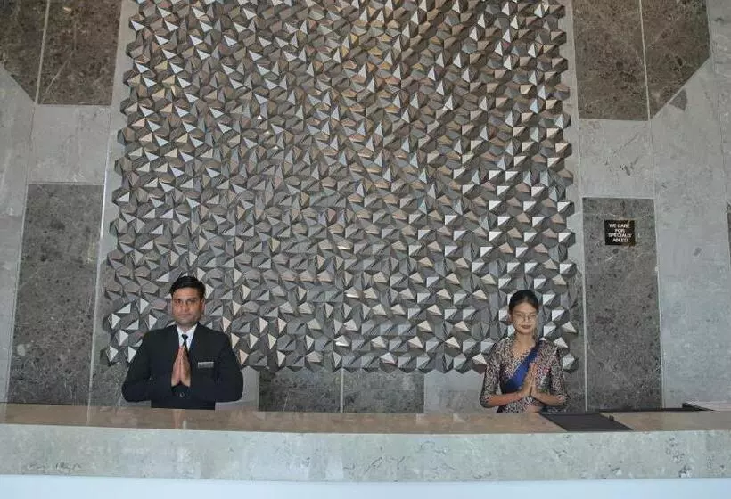 The Grand Arc Hotel & Convention Centre