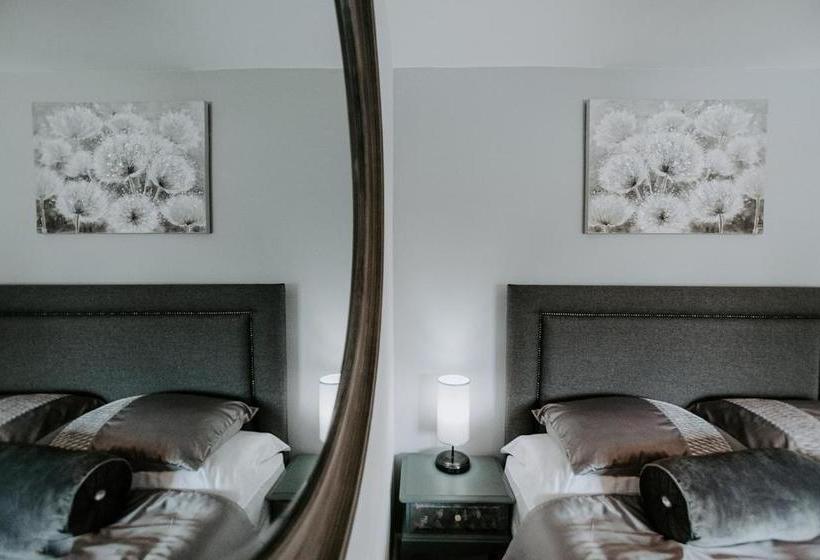 فندق The Royal Oak