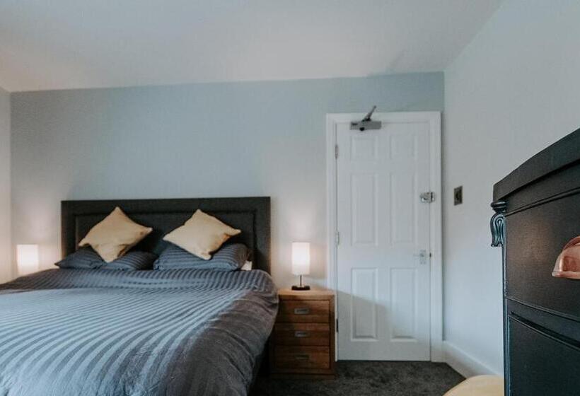 فندق The Royal Oak