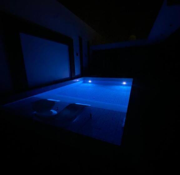 منتجع ويستن Westin Chalet