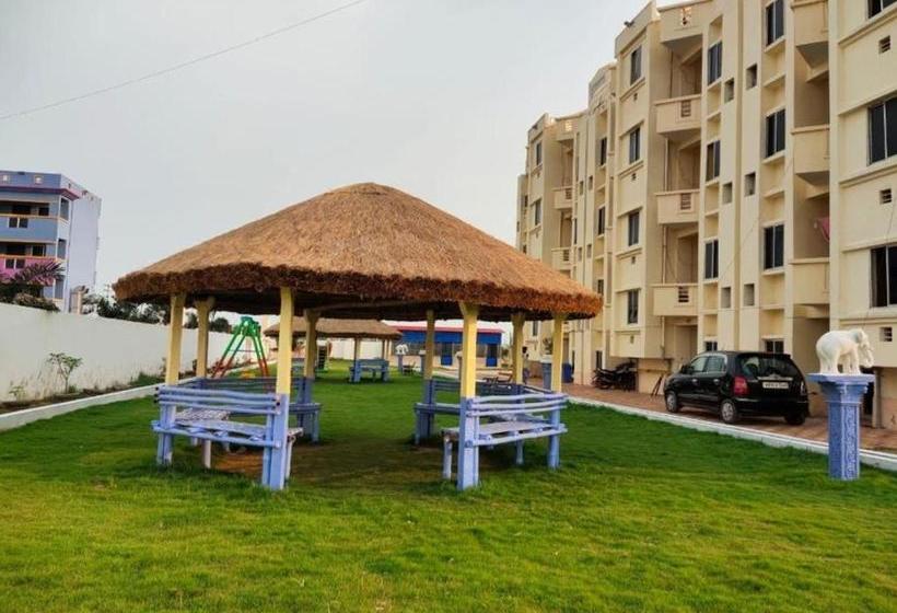 בית מלון כפרי Oyo 80652 Grand Mandarmoni