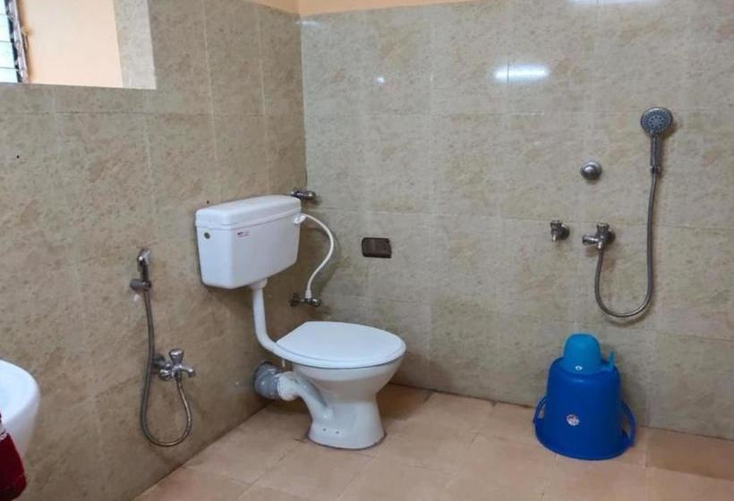 בית מלון כפרי Oyo 80652 Grand Mandarmoni