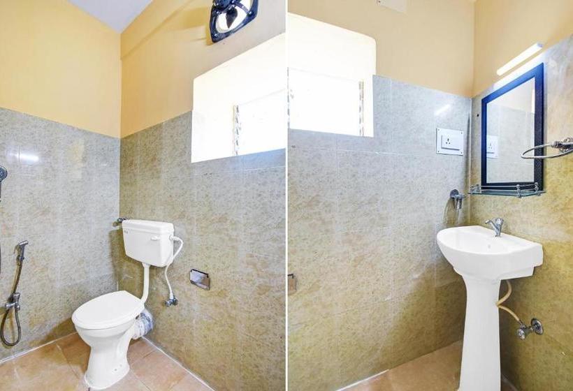 בית מלון כפרי Oyo 80652 Grand Mandarmoni