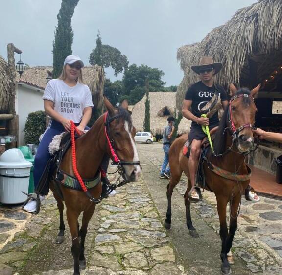 Hotel Rancho Ecoturistico El Faro