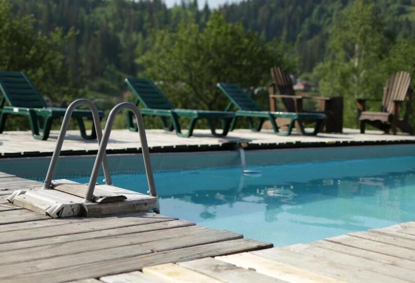 پانسیون котедж з неймовірними краєвидами