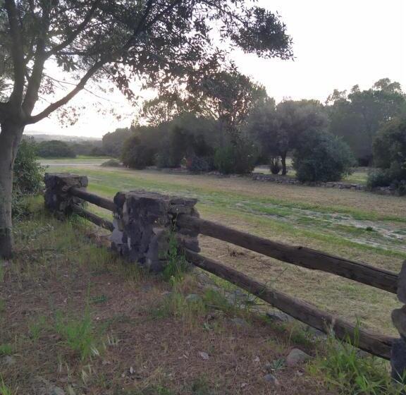 צימר Marrubiu Resort Note Di Stelle