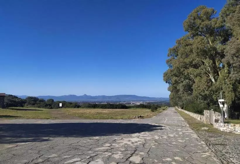 Aamiaismajoitus (B&B) Marrubiu Resort Note Di Stelle