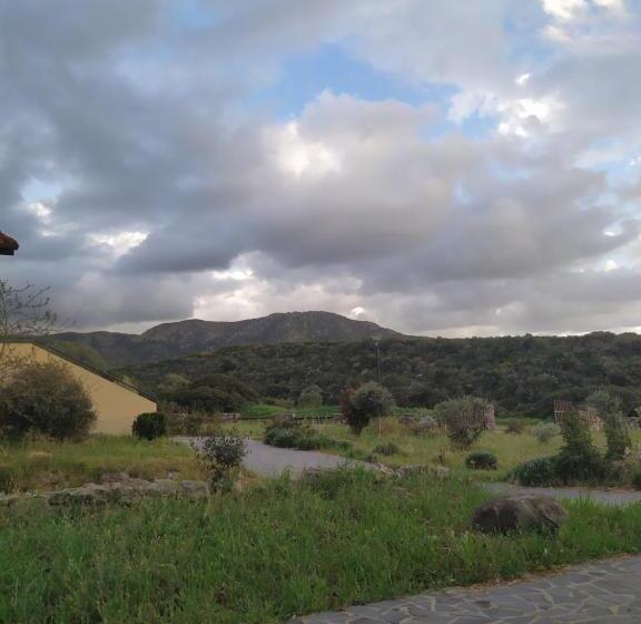 צימר Marrubiu Resort Note Di Stelle