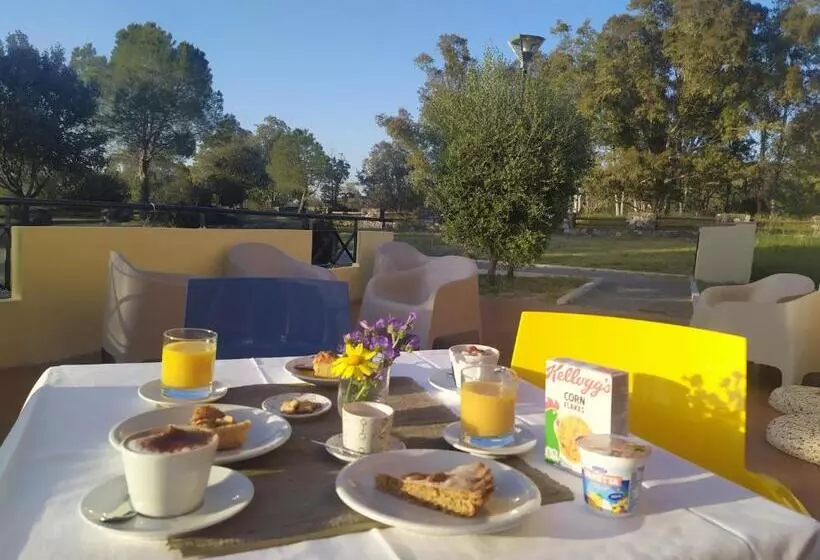 Aamiaismajoitus (B&B) Marrubiu Resort Note Di Stelle