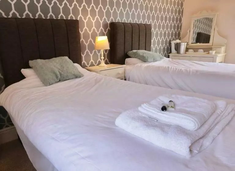 تختخواب و صبحانه The White Horse Rutland Empingham