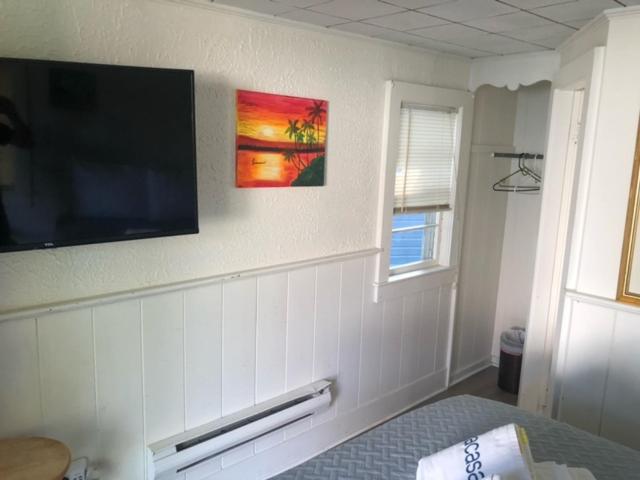 Herring Run Motel And Tiny Cabins