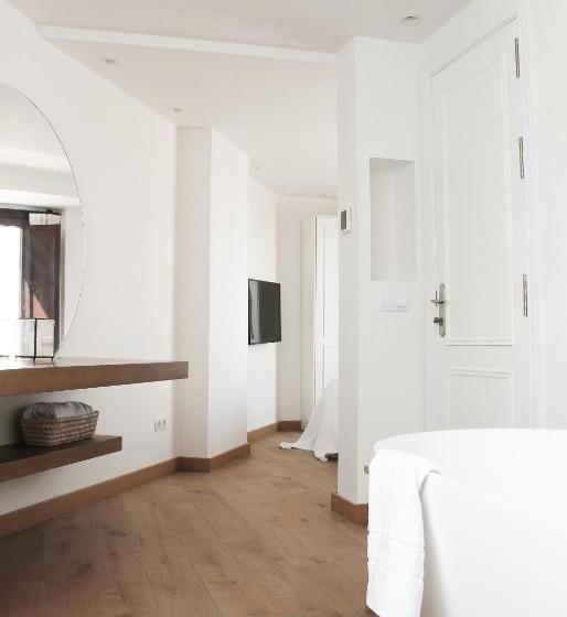 La Ermita Suites   único Hotel Monumento De Córdoba