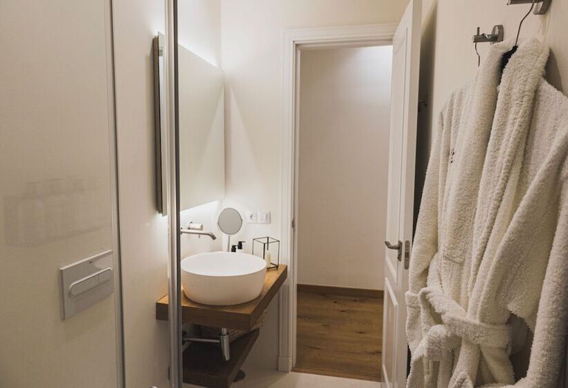 La Ermita Suites   único Hotel Monumento De Córdoba