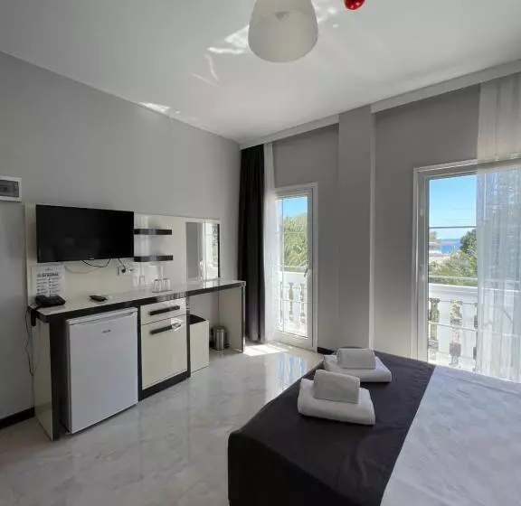 Otel Beyaz İnci