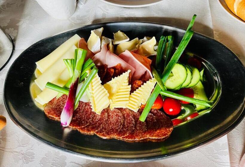 펜션 Antik Vendégház