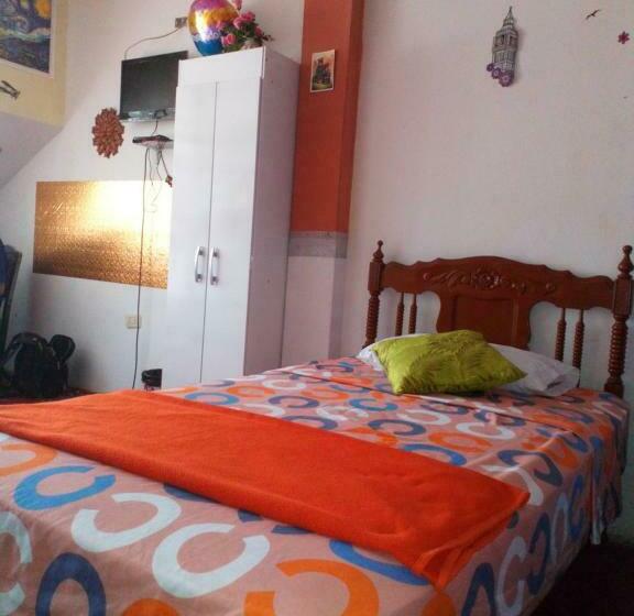 Pension Inti Hostel Airport