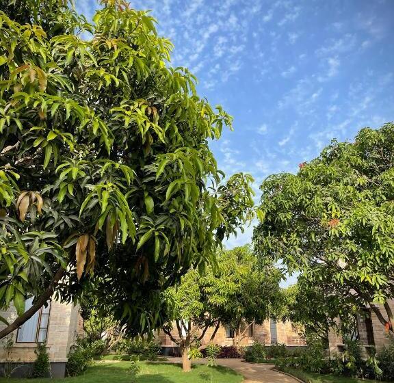 منتجع The Postcard Gir Wildlife Sanctuary