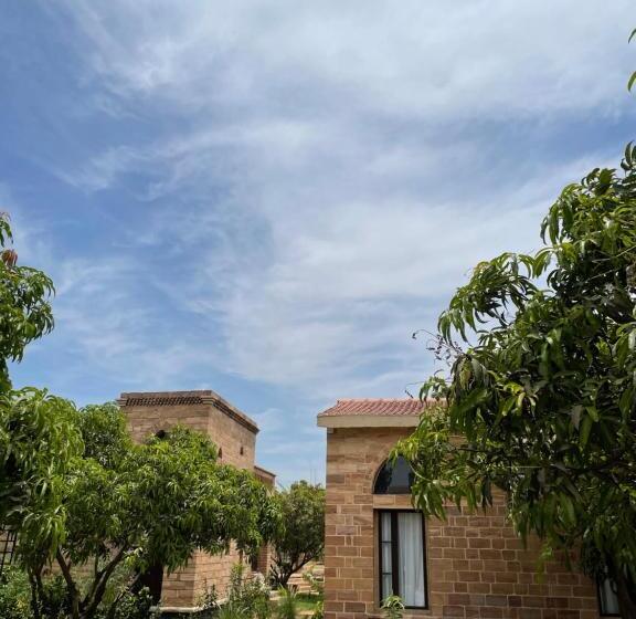 منتجع The Postcard Gir Wildlife Sanctuary