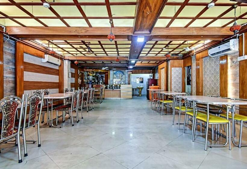 Hotel Shree Krishna S & Resort