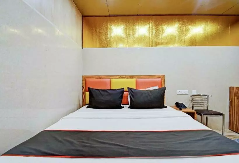 هتل Shree Krishna S & Resort