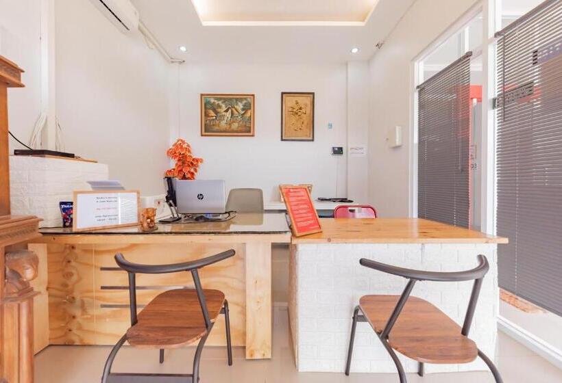 בית מלון כפרי Reddoorz Syariah Near Dprd Kabupaten Subang