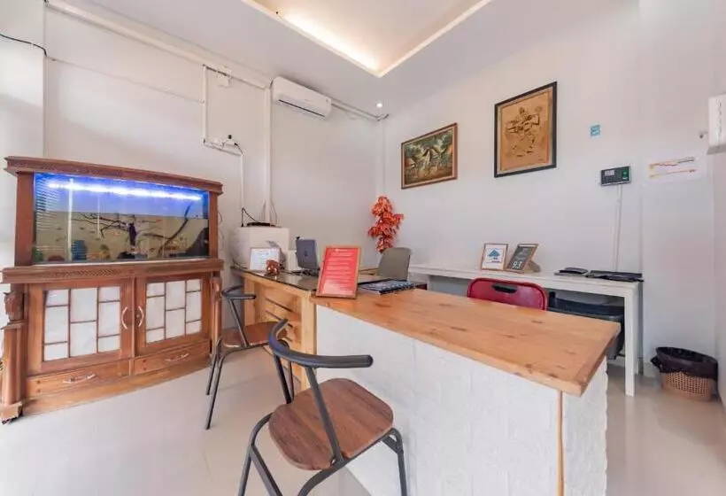 Hotelli Reddoorz Syariah Near Dprd Kabupaten Subang