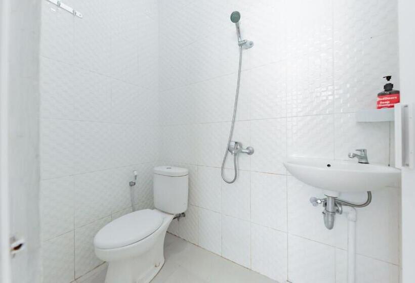 בית מלון כפרי Reddoorz Syariah Near Dprd Kabupaten Subang