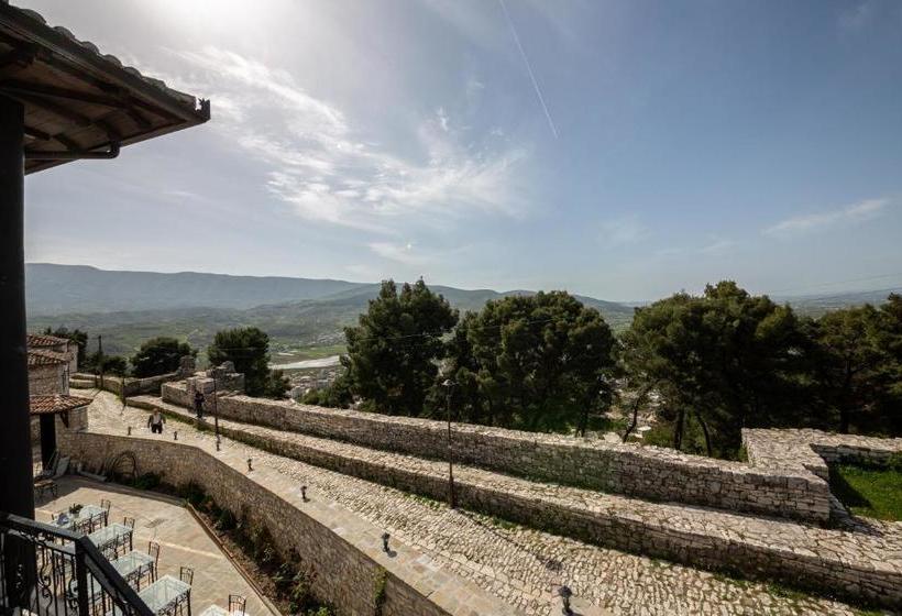 هتل Berati Castle