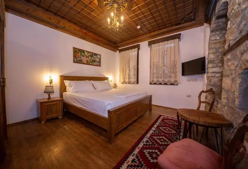 ホテル Berati Castle